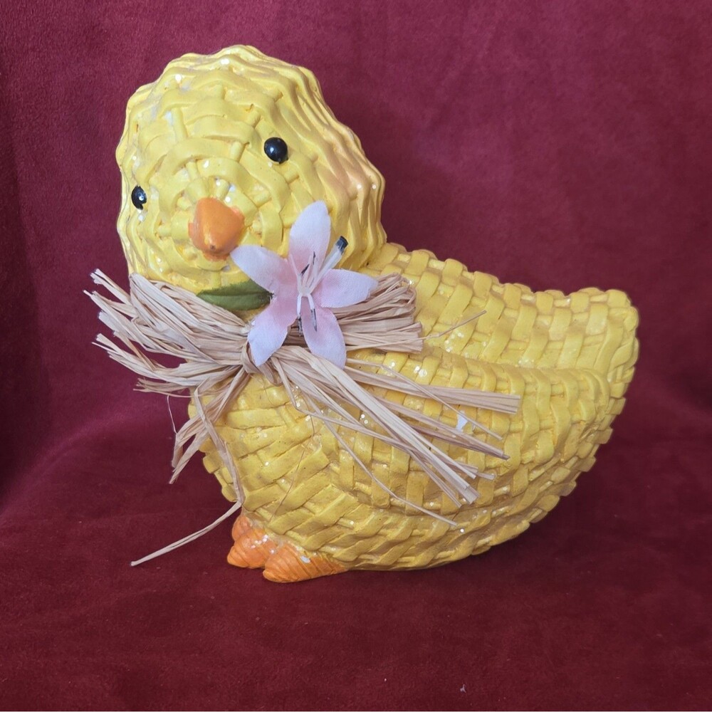 Yellow/Orange Duck Figurine Resin Painted Wicker Pattern 3D Effect Raffia Bow